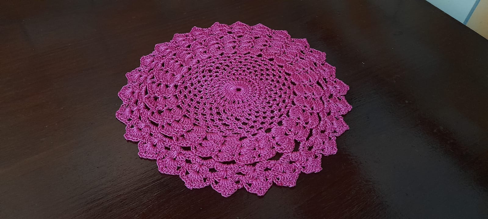 Guardanapo em crochê, cor rosa